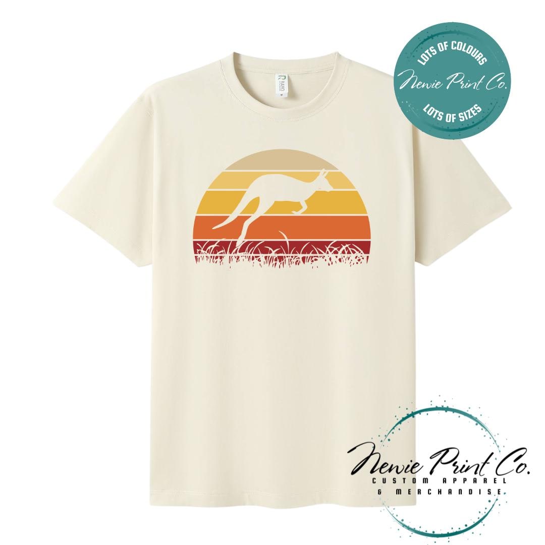 Retro Kangaroo T-Shirt | Aussie Roo Tee | Australian Graphic Shirt | Family T-Shirt